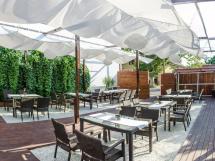 Vine Summer Garden And Grill 2