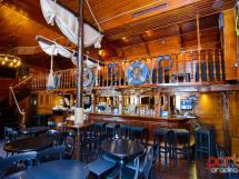 Columbus Cafe Galerie Local 8