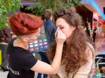 Make Up Cosmo Beauty School 665