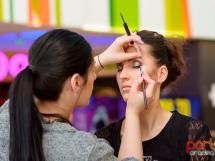 Make Up Cosmo Beauty School 714