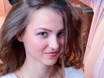 Make Up Cosmo Beauty School 351