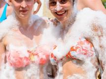 Surprise Spuma Party 77