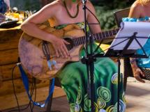 Live In The Garden 28