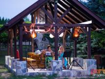 Live In The Garden 33