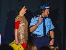 Spectacol De Teatru In Urban 35