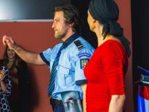 Spectacol De Teatru In Urban 75